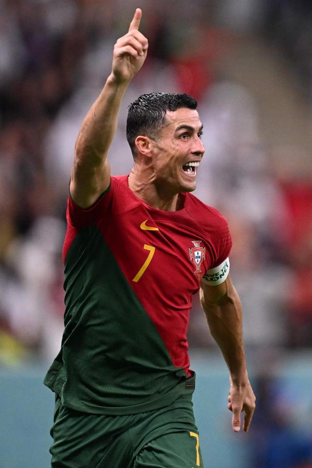 低效！兰德尔21次出手拿到21分，被小杰克逊完全压制（手感低迷！兰德尔21投仅得21分，遭小杰克逊全面压制）