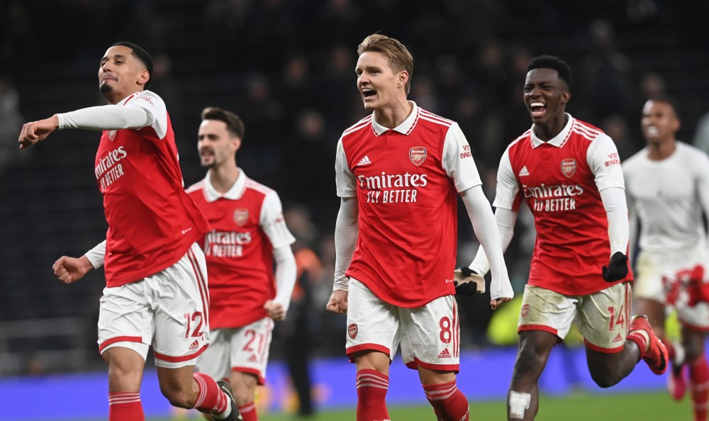 足球球员伤病更新，影响赛季表现（足球球员伤情最新速递，或影响本赛季发挥）