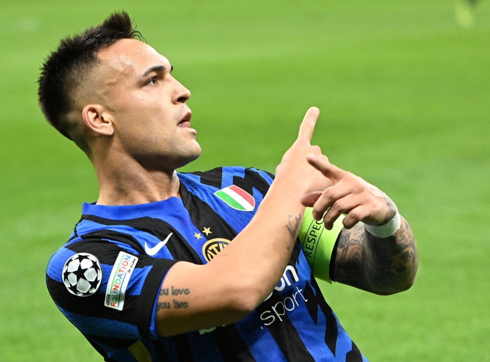 马卡：马塞洛之子恩佐-阿尔维斯首次入选欧青赛皇马U19大名单