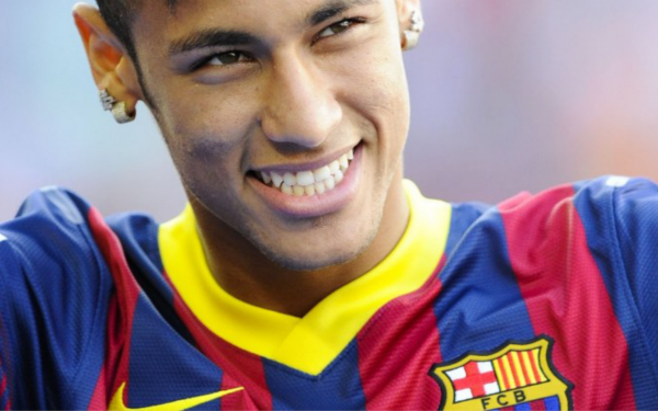 意大利女排3：0美国晋级总决赛四强！得分王埃格努20分！