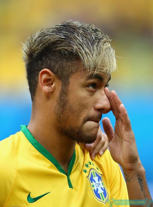 姆巴佩续约风波再度引发热议