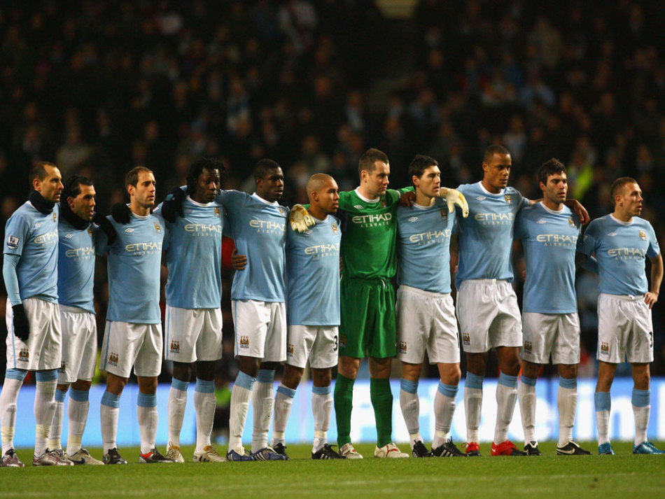 Shams：独行侠愿意聆听关于加福德+汤普森+拉塞尔的报价（Shams：独行侠开放听取涉及加福德、汤普森、拉塞尔的交易报价）