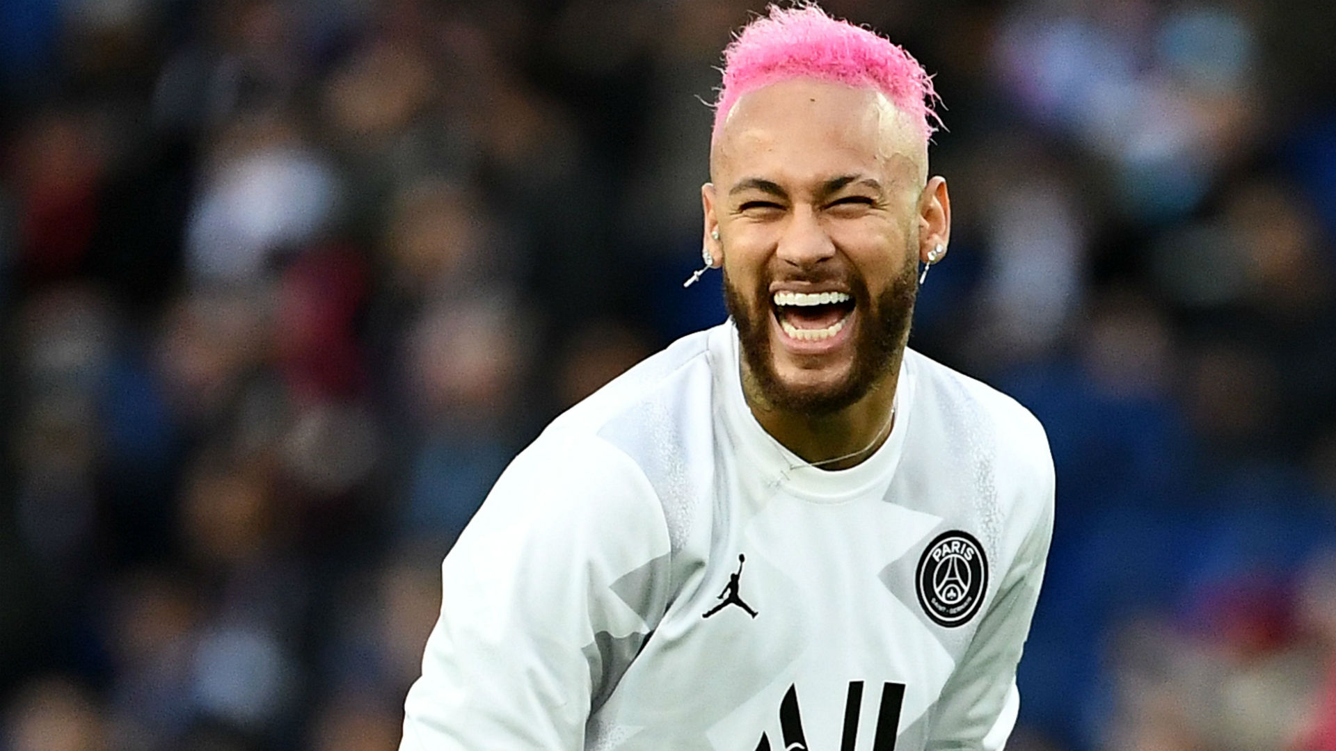 德天空：帕利尼亚已抵达伦敦，他希望本周代表热刺出战拜仁