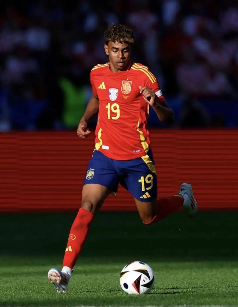 迪马：罗韦拉耻骨炎保守治疗未达预期，若手术将缺席40-45天