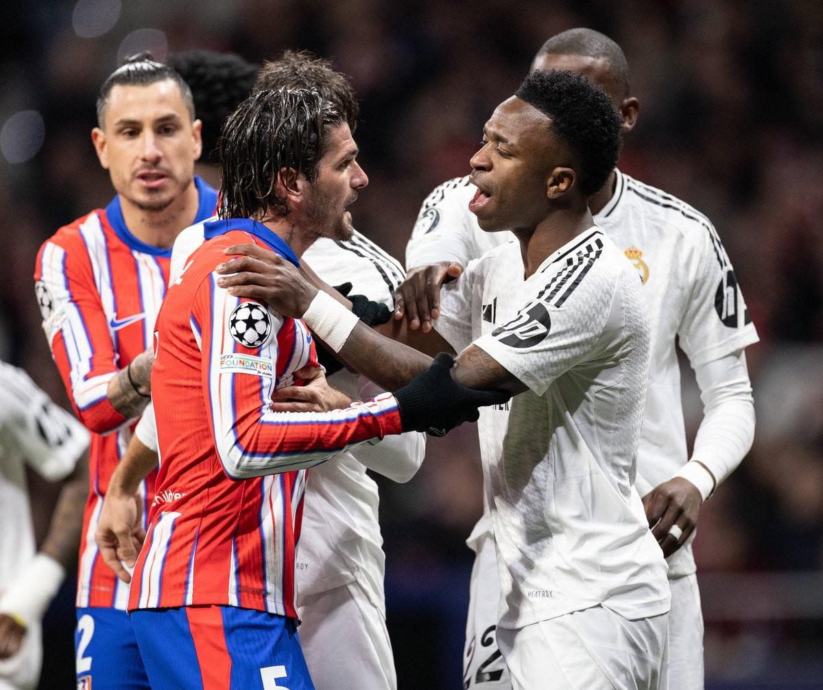 球星赛后发文鼓励全队：继续战斗