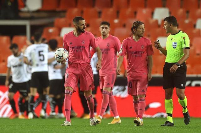 足球英超名帅不满密集赛程：太夸张